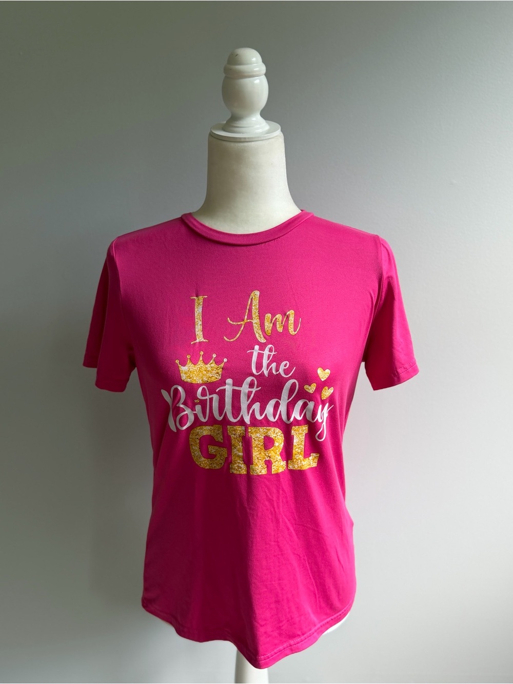 ‘I’m The Birthday Girl’ Graphic Short Sleeve Tee Women’s Size Small
